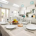 Modern New Build In Holiday home