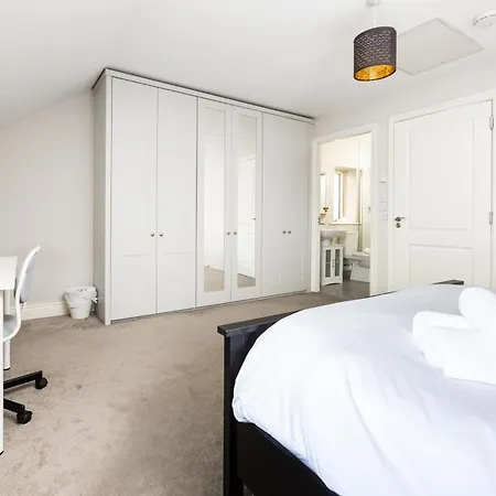 Holiday home Modern New Build In Dublin